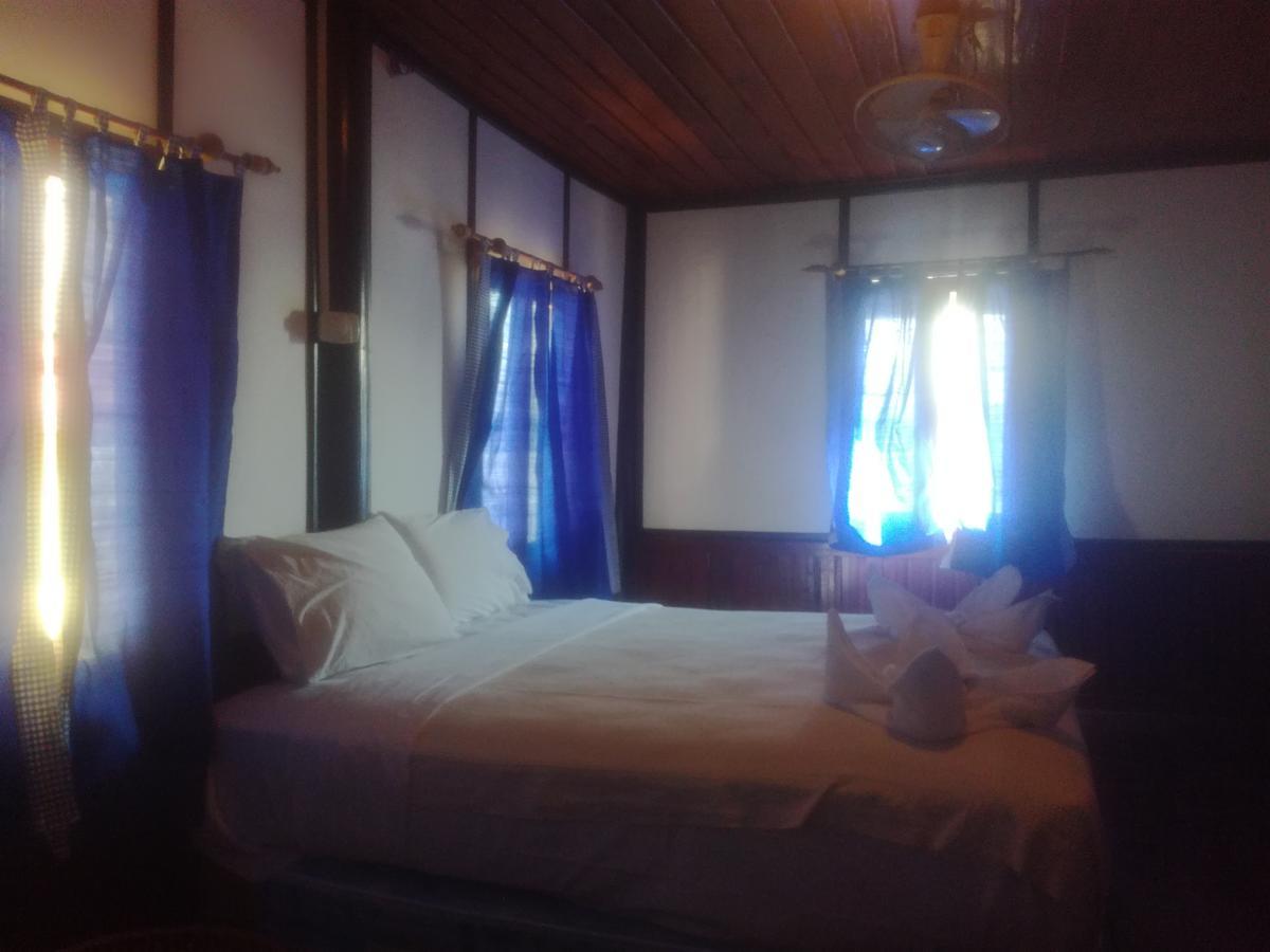 Kongmany Colonial House Hotel Muang Khong Exterior photo